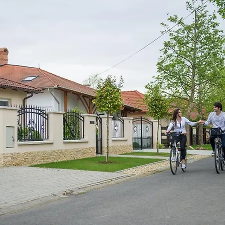 Aura Hajduszoboszlo
